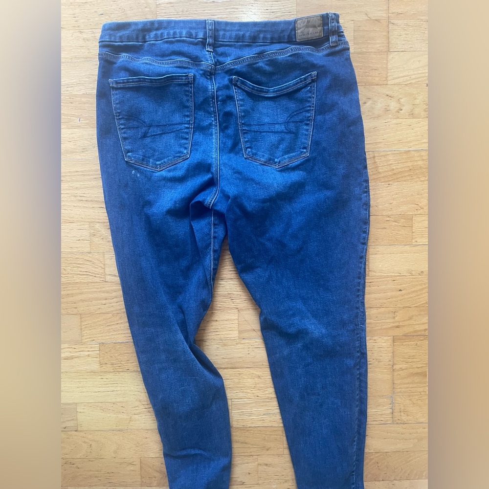 American Eagle Outfitters Women's Dark Blue Skinny Jeans - Picture 4 of 5